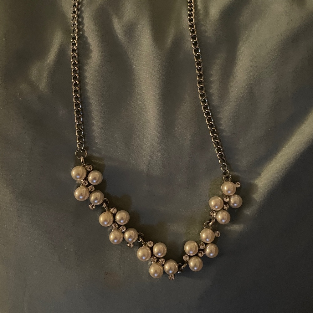 Elegant Pearl Necklace